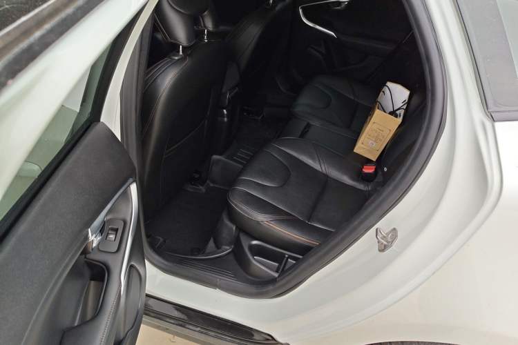 Used Volvo V40 2014 Cross Country T5 AWD Prestige Edition Left Rear Seat