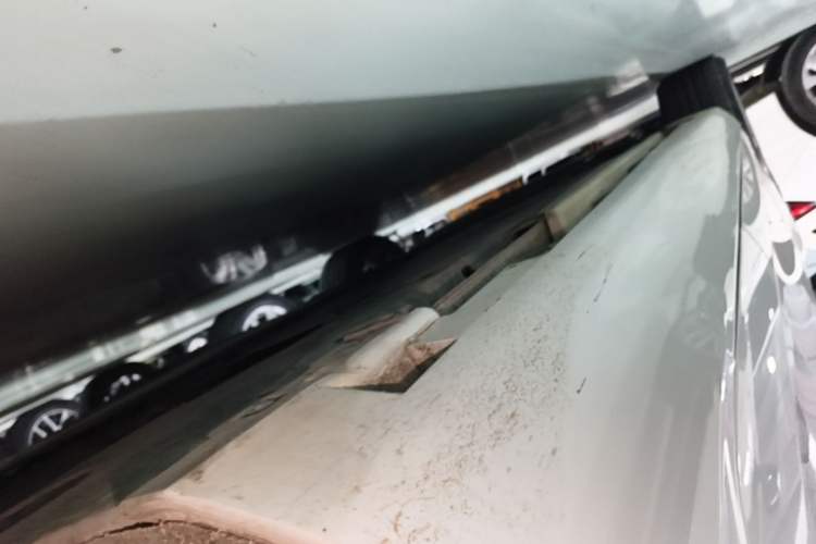 Used Volvo V40 2014 2.0T Zhiya Edition Left Side Sill