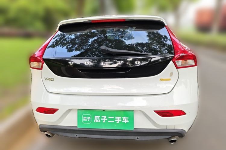 Used Volvo V40 2014 2.0T Zhiya Edition Rear