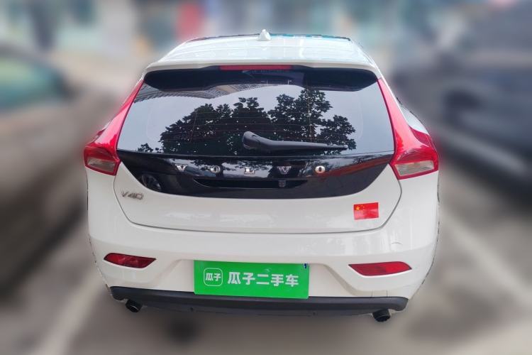 Used Volvo V40 2014 2.0T Zhiya Edition Rear