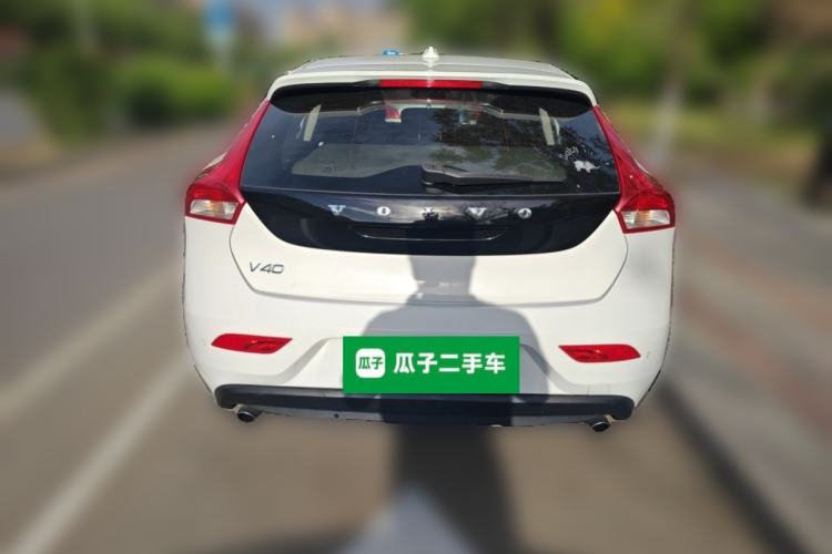 Used Volvo V40 2014 2.0T Zhiya Edition Rear