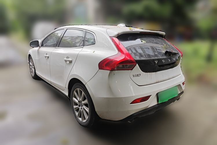 Used Volvo V40 2014 2.0T Zhiya Edition Rear Left 45 Deg