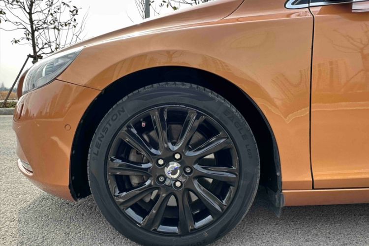 Used Volvo V40 2014 2.0T Zhiya Edition Exterior 1