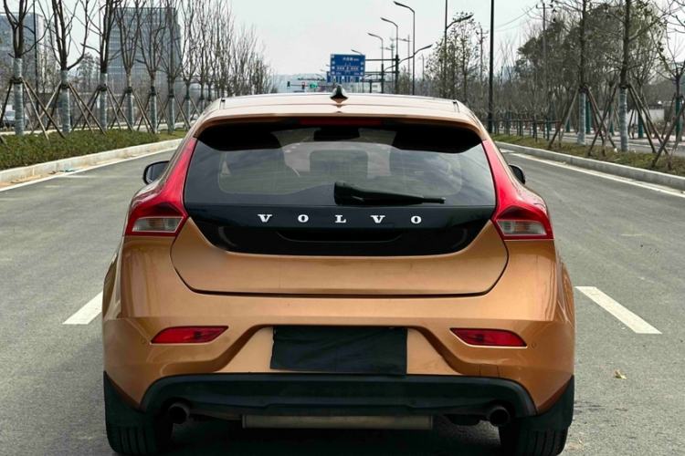 Used Volvo V40 2014 2.0T Zhiya Edition Exterior 5