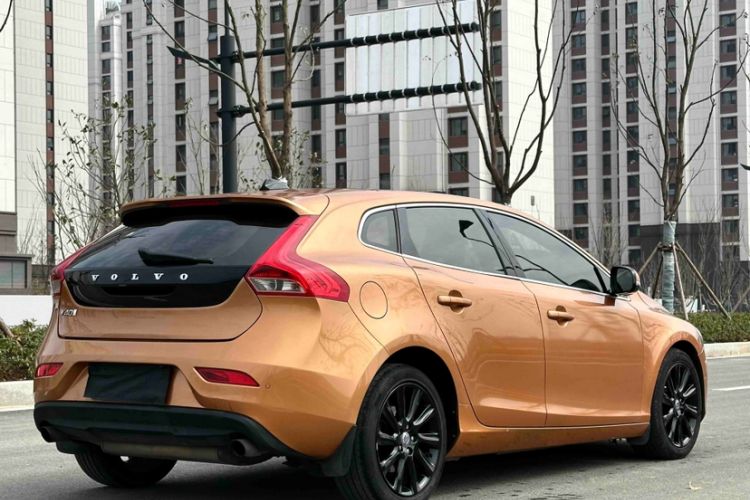 Used Volvo V40 2014 2.0T Zhiya Edition Exterior 6