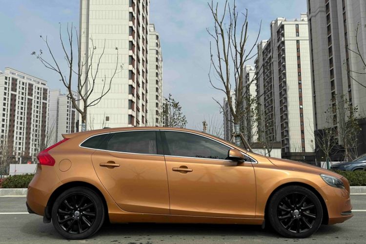 Used Volvo V40 2014 2.0T Zhiya Edition Exterior 7