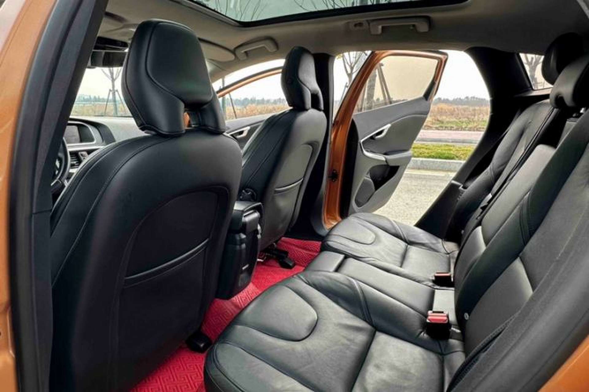 Used Volvo V40 2014 2.0T Zhiya Edition Interior 7