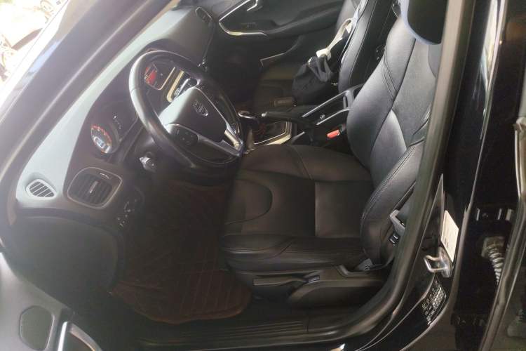 Used Volvo V40 2015 1.6T Zhiyi Edition Left Front Seat