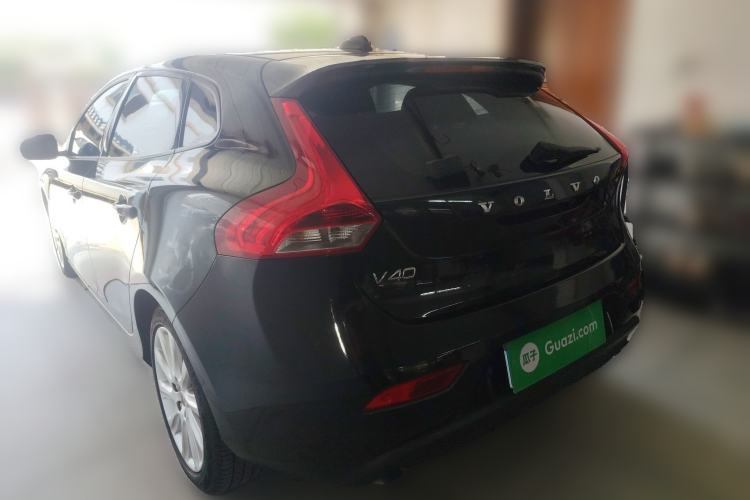 Used Volvo V40 2015 1.6T Zhiyi Edition Rear Left 45 Deg