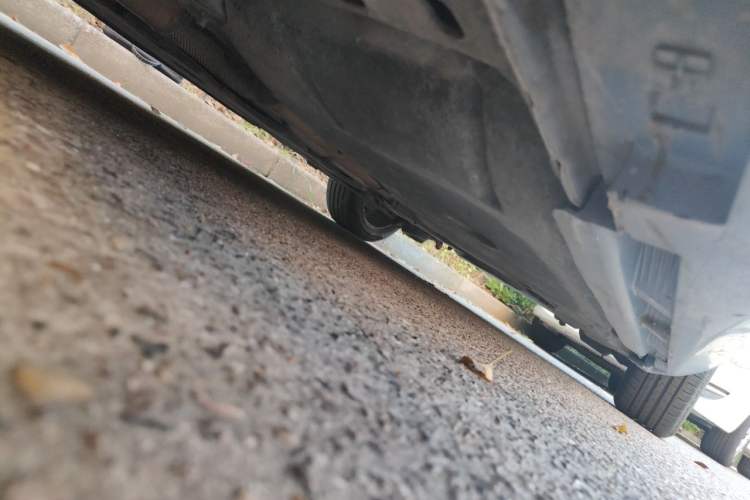 Used Volvo V40 2015 1.6T Zhiya Edition Chassis Front Left