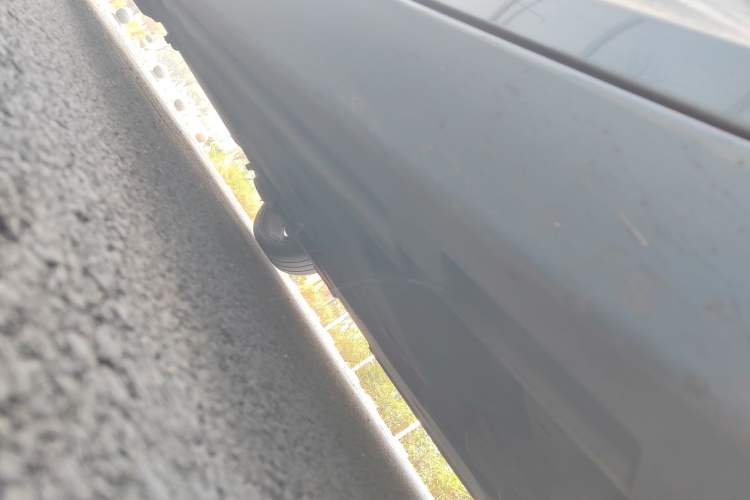 Used Volvo V40 2015 1.6T Zhiya Edition Chassis Front Right