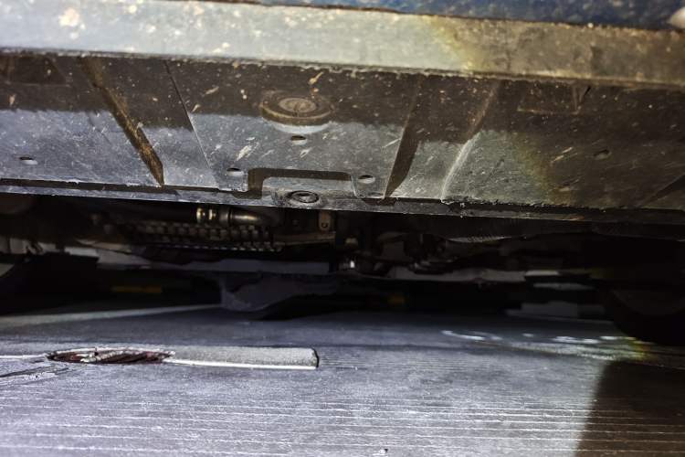 Used Volvo V40 2015 1.6T Zhiya Edition Chassis Front