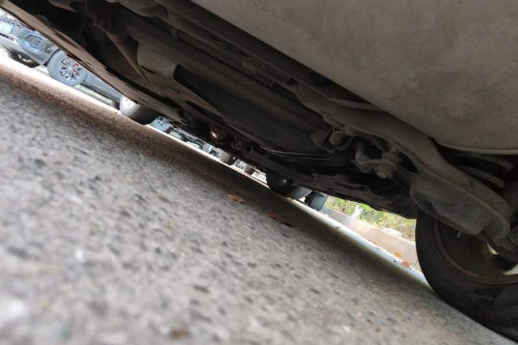 Used Volvo V40 2015 1.6T Zhiya Edition Chassis Rear