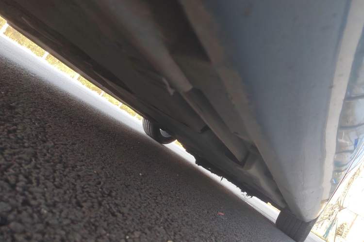 Used Volvo V40 2015 1.6T Zhiya Edition Chassis Rear Right