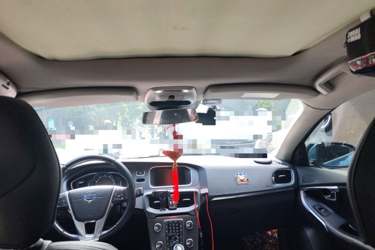 Used Volvo V40 2015 1.6T Zhiya Edition Headliner