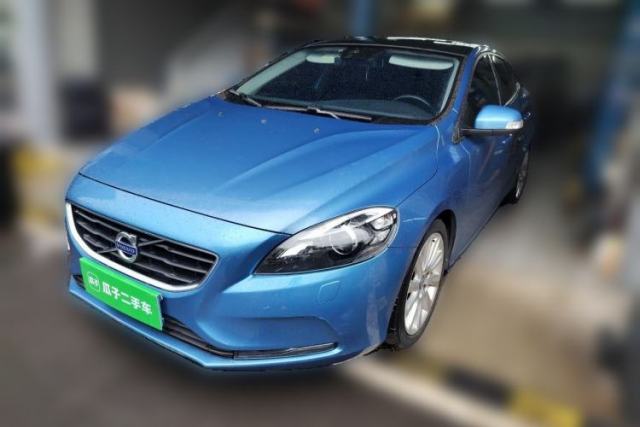 Used Volvo V40 2015 1.6T Zhiyi Edition