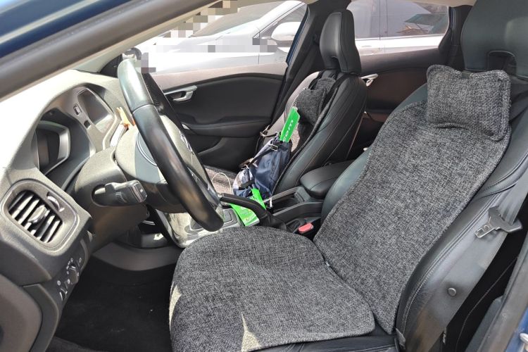 Used Volvo V40 2015 1.6T Zhiya Edition Left Front Seat