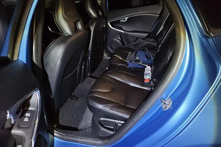 Used Volvo V40 2015 1.6T Zhiya Edition Left Rear Seat