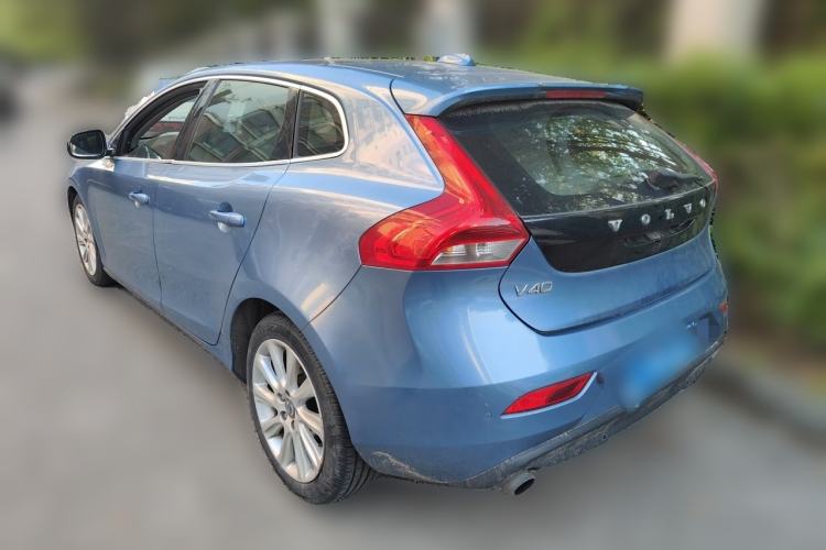 Used Volvo V40 2015 1.6T Zhiya Edition Rear Left 45 Deg