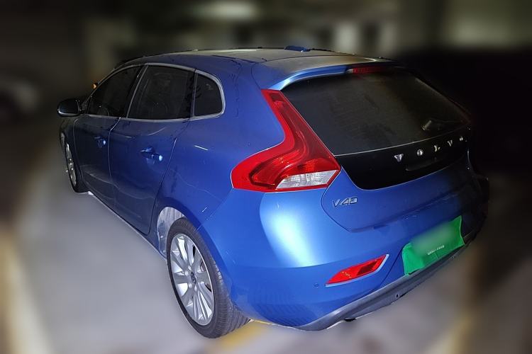 Used Volvo V40 2015 1.6T Zhiya Edition Rear Left 45 Deg