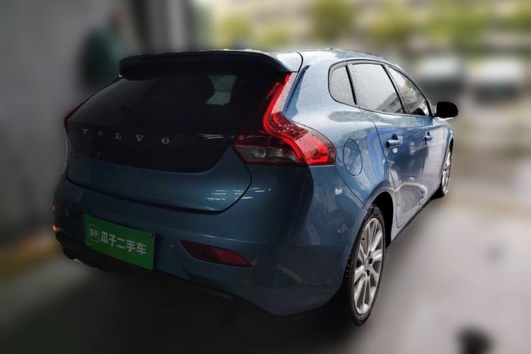 Used Volvo V40 2015 1.6T Zhiyi Edition Rear Right 45 Deg