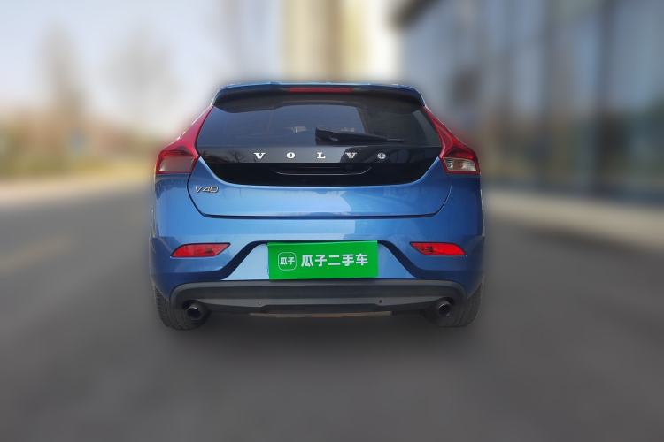 Used Volvo V40 2015 1.6T Zhiya Edition Rear
