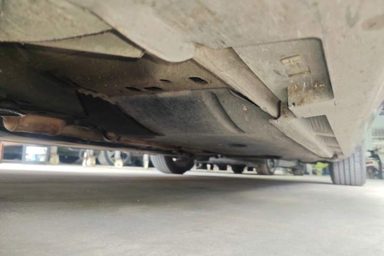 Used Volvo V40 2015 1.6T Zhiyi Edition Chassis Front Left