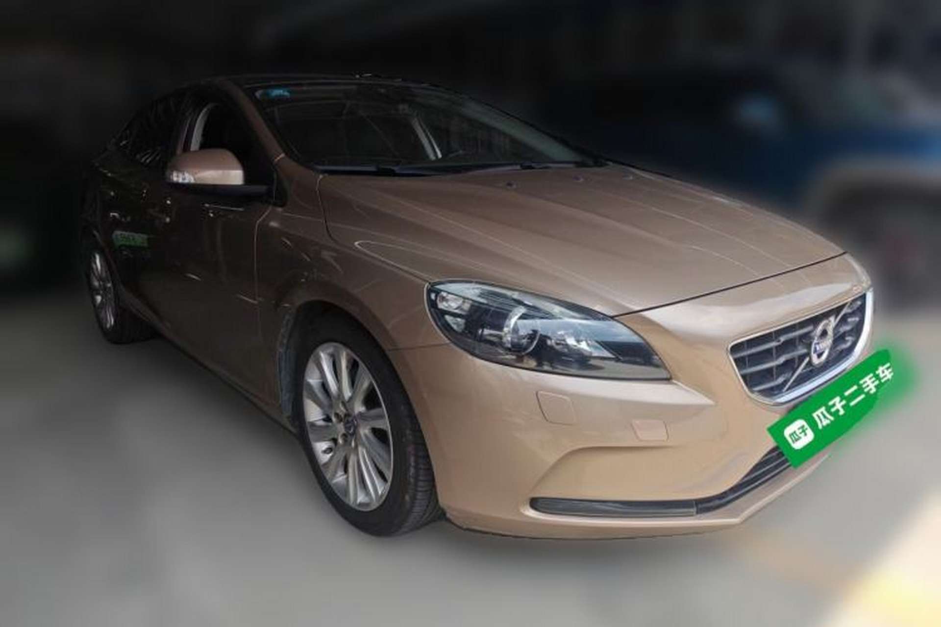 Used Volvo V40 2015 1.6T Zhiyi Edition Front Right 45 Deg