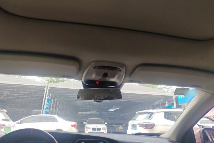 Used Volvo V40 2015 1.6T Zhiyi Edition Headliner