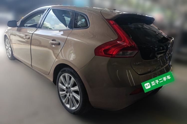 Used Volvo V40 2015 1.6T Zhiyi Edition Rear Left 45 Deg