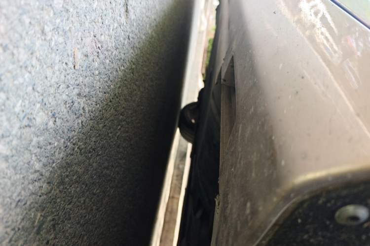 Used Volvo V40 2015 1.6T Zhiya Edition Chassis Front Right