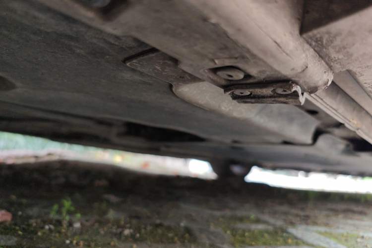 Used Volvo V40 2015 1.6T Zhiyi Edition Chassis Rear Right