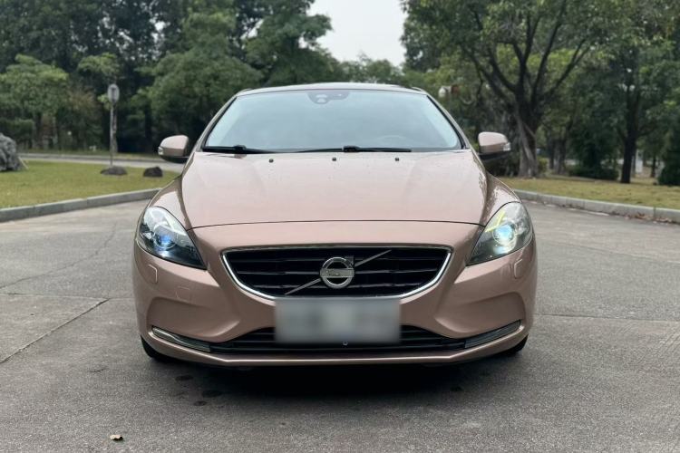 Used Volvo V40 2015 1.6T Zhiyi Edition Exterior 10