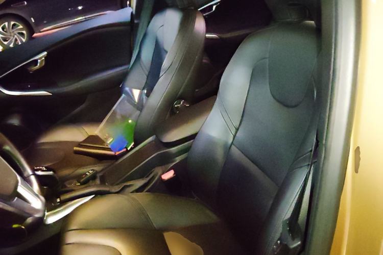 Used Volvo V40 2015 1.6T Zhiyi Edition Left Front Seat