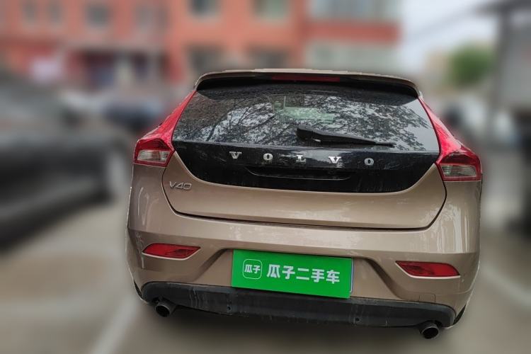 Used Volvo V40 2015 1.6T Zhiya Edition Rear