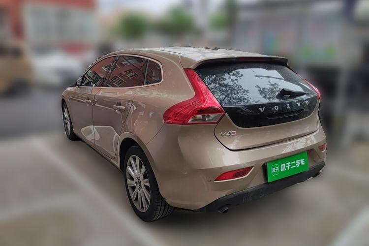 Used Volvo V40 2015 1.6T Zhiya Edition Rear Left 45 Deg