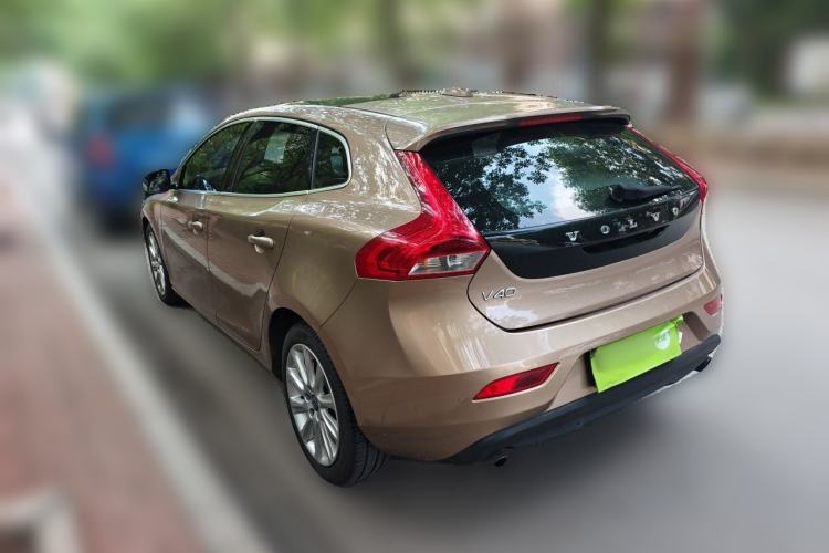 Used Volvo V40 2015 1.6T Zhiya Edition Rear Left 45 Deg