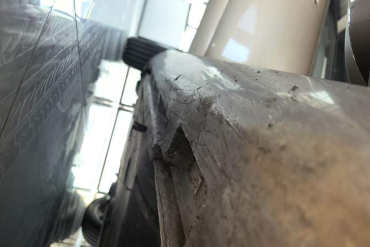 Used Volvo V40 2015 1.6T Zhiyi Edition Right Side Sill