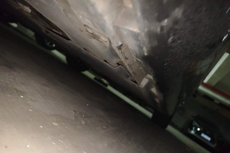 Used Volvo V40 2015 1.6T Zhiya Edition Chassis Rear Right