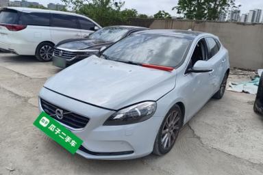 Used Volvo V40 2015 1.6T Zhiya Edition