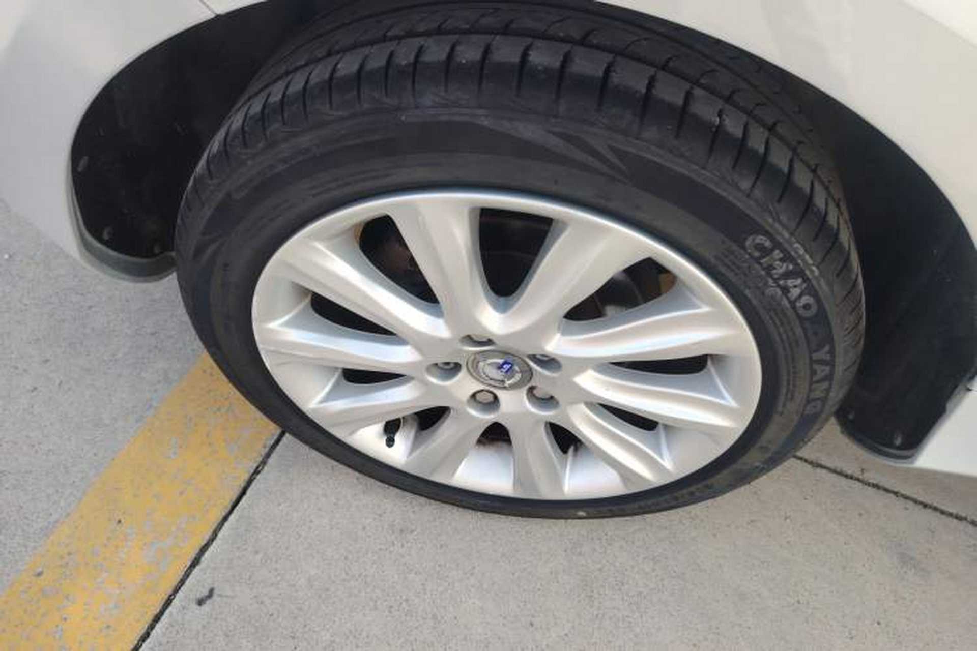 Used Volvo V40 2015 1.6T Zhiya Edition Right Rear Wheel Hub