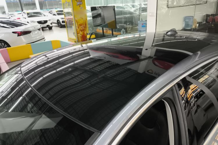 Used Volvo V40 2015 1.6T Zhiya Edition Roof