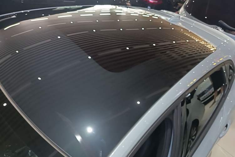 Used Volvo V40 2015 1.6T Zhiyi Edition Roof