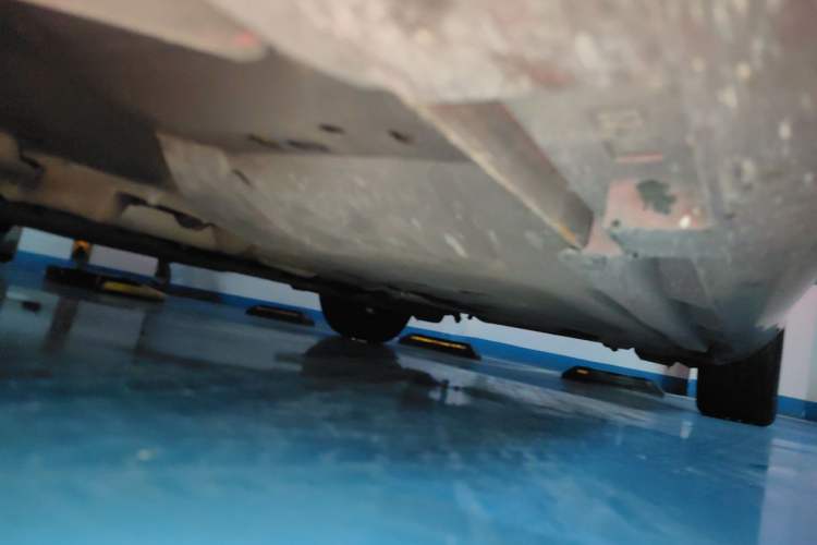 Used Volvo V40 2015 1.6T Zhiya Edition Chassis Front Left