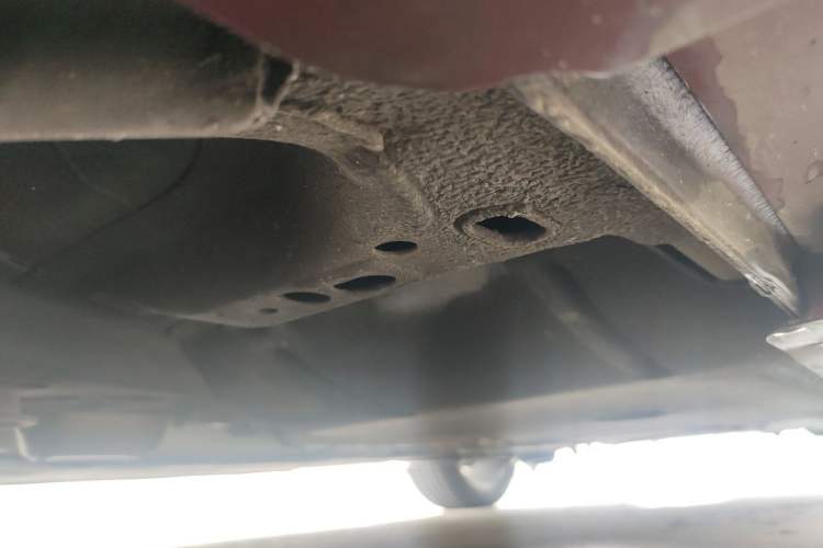 Used Volvo V40 2015 1.6T Zhiya Edition Chassis Front Left