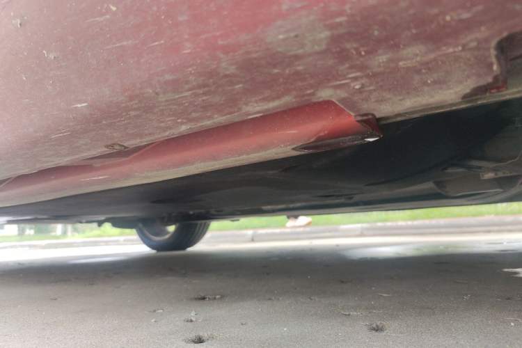 Used Volvo V40 2015 1.6T Zhiya Edition Chassis Front Right