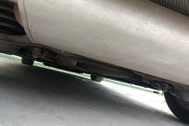 Used Volvo V40 2015 1.6T Zhiya Edition Chassis Rear
