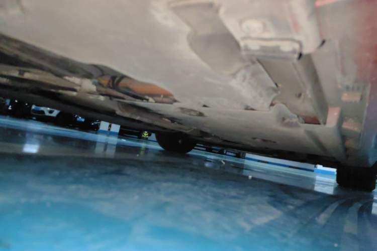 Used Volvo V40 2015 1.6T Zhiya Edition Chassis Rear Right