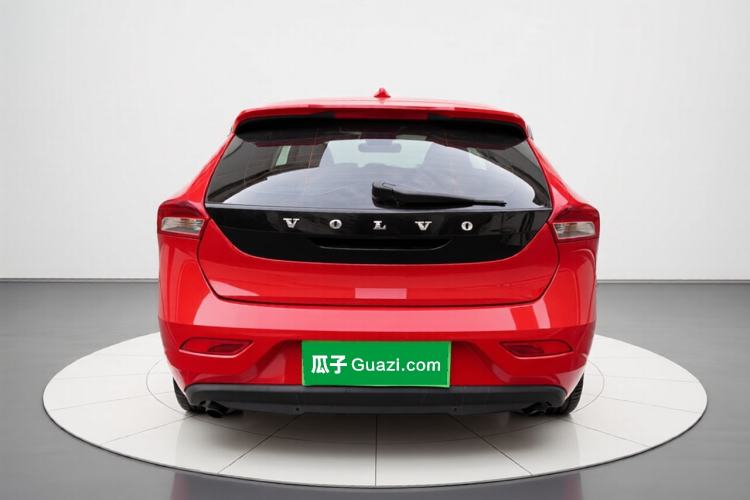 Used Volvo V40 2015 1.6T Zhiyi Edition Exterior 4
