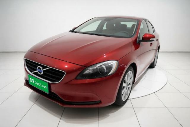 Używany Volvo V40 2015 1.6T Zhiyi Edition